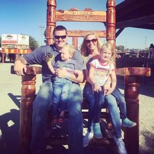 Meet your Posher, Crystal